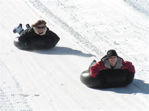 From Amateur to Expert: Tips for Progressing in Skill Level on Your Magic Carpet Sled